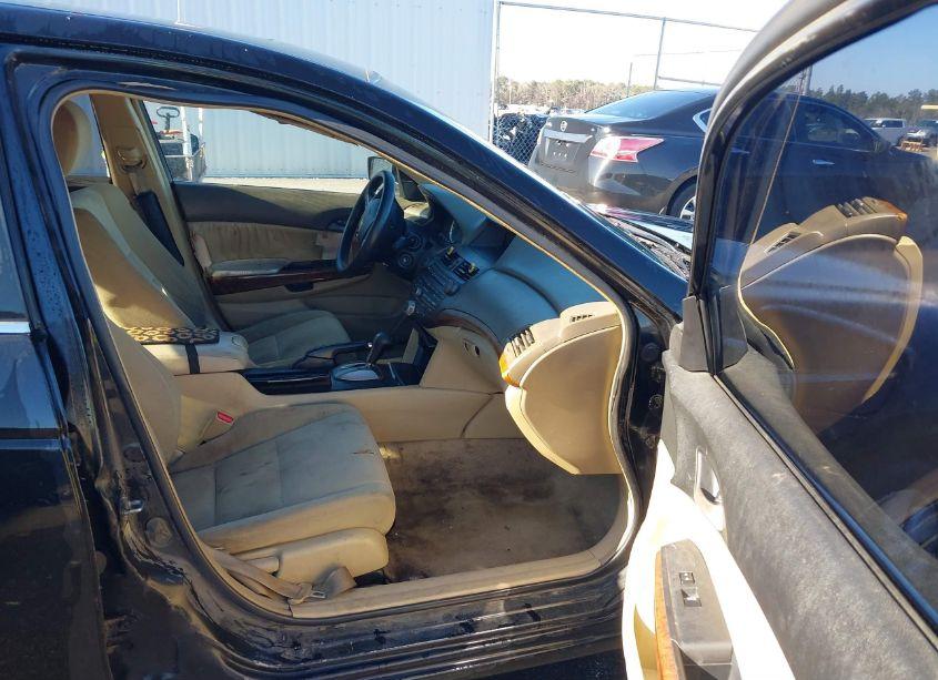 Photo 5 of 2009 Honda Accord 2.4 EX (VIN 1HGCP26789A123983)