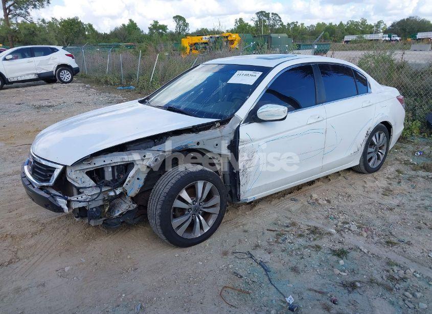 Photo 2 of 2008 Honda Accord 2.4 EX (VIN 1HGCP26798A072198)