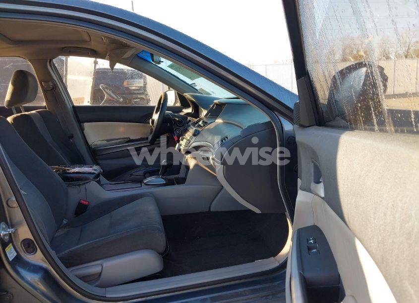 Photo 5 of 2009 Honda Accord 2.4 EX (VIN 1HGCP26799A018434)