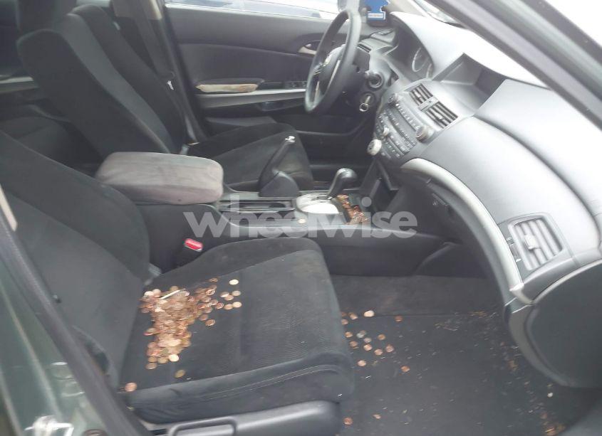 Photo 5 of 2009 Honda Accord 2.4 EX (VIN 1HGCP26799A092601)