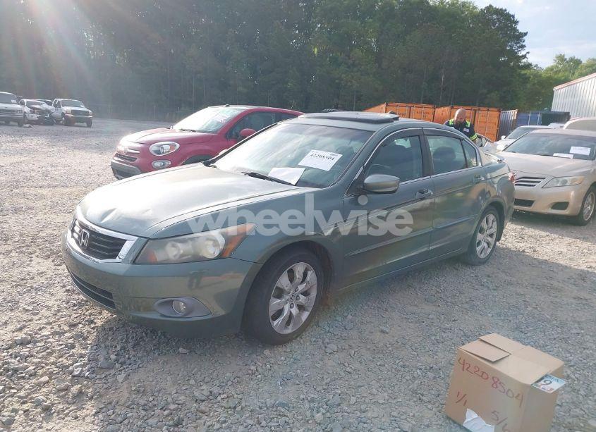 Photo 2 of 2009 Honda Accord 2.4 EX (VIN 1HGCP267X9A038398)