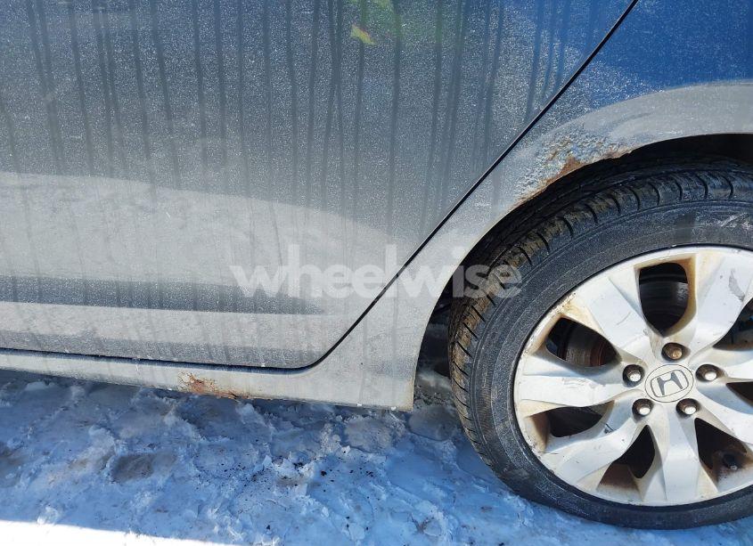 Photo 12 of 2009 Honda Accord 2.4 EX (VIN 1HGCP267X9A048641)