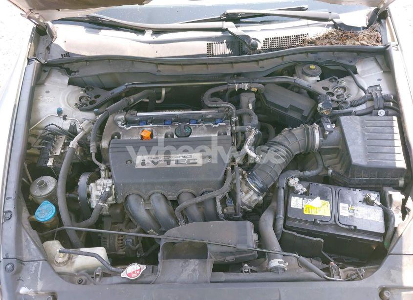 Photo 10 of 2009 Honda Accord 2.4 EX (VIN 1HGCP267X9A123855)