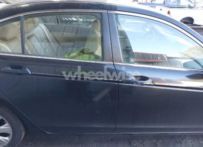 Photo 13 of 2008 Honda Accord 2.4 EX-L (VIN 1HGCP26808A155978)