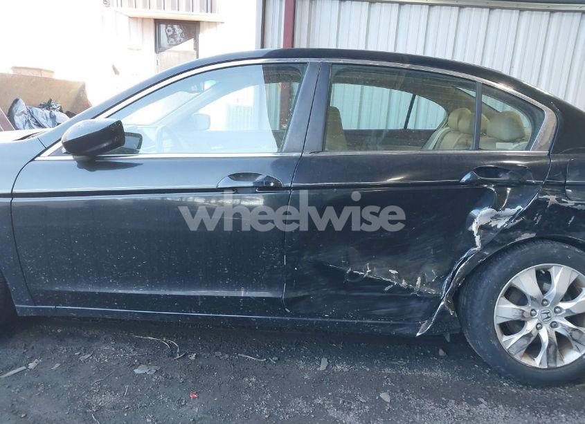 Photo 14 of 2008 Honda Accord 2.4 EX-L (VIN 1HGCP26808A155978)