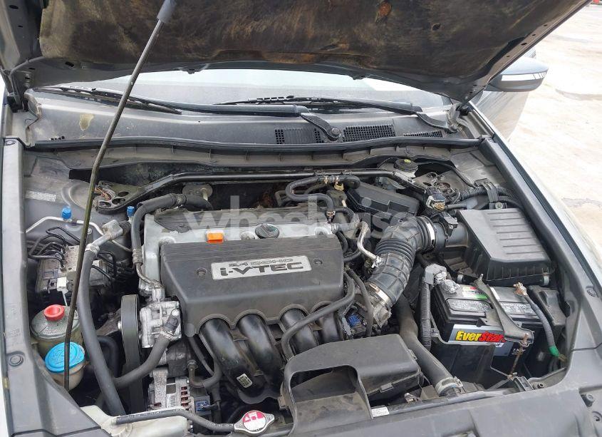 Photo 10 of 2009 Honda Accord 2.4 EX-L (VIN 1HGCP26809A032280)