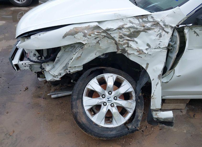 Photo 19 of 2009 Honda Accord 2.4 EX-L (VIN 1HGCP26809A035695)