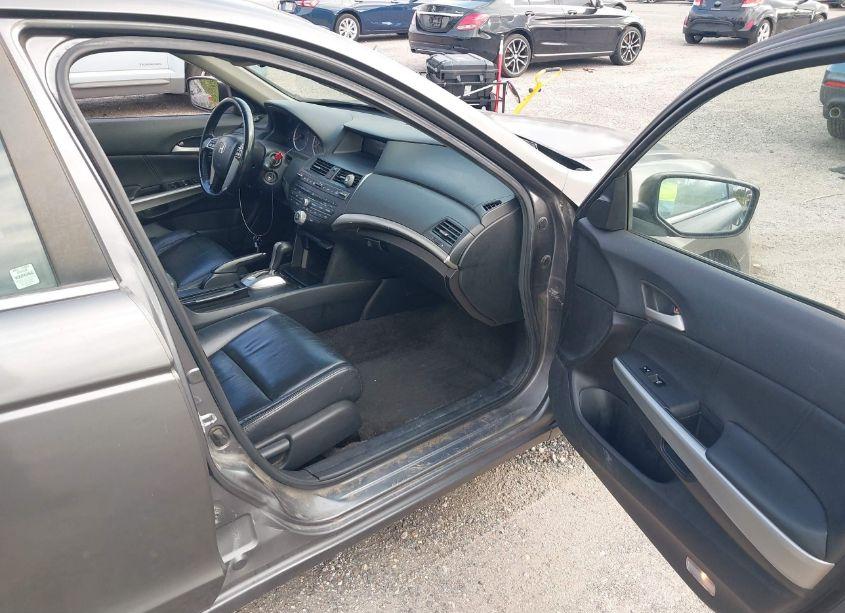 Photo 5 of 2009 Honda Accord 2.4 EX-L (VIN 1HGCP26809A051248)