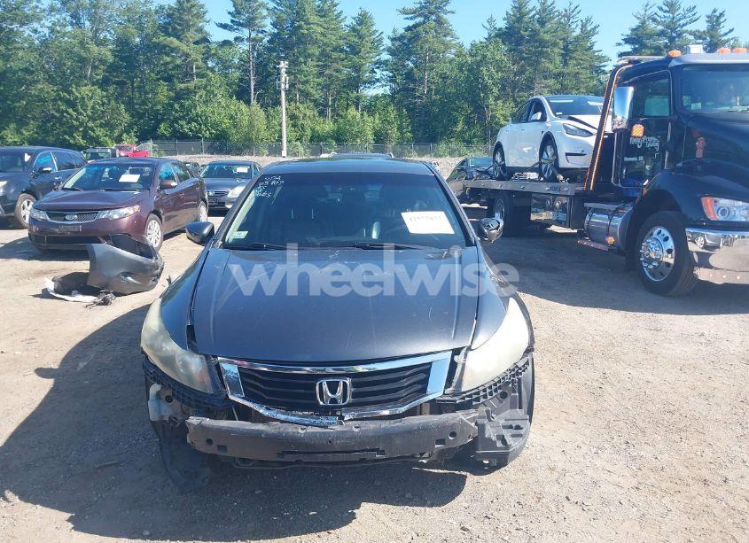 Photo 18 of 2009 Honda Accord 2.4 EX-L (VIN 1HGCP26809A051301)