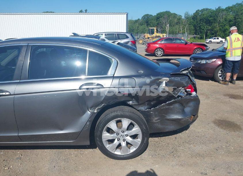 Photo 6 of 2009 Honda Accord 2.4 EX-L (VIN 1HGCP26809A051301)