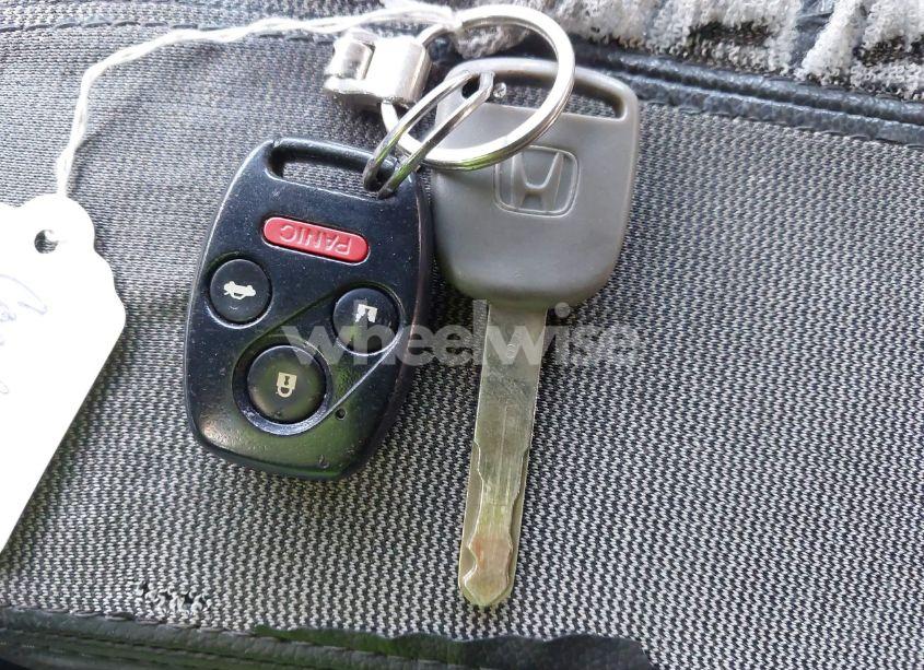 Photo 11 of 2009 Honda Accord 2.4 EX-L (VIN 1HGCP26809A085237)