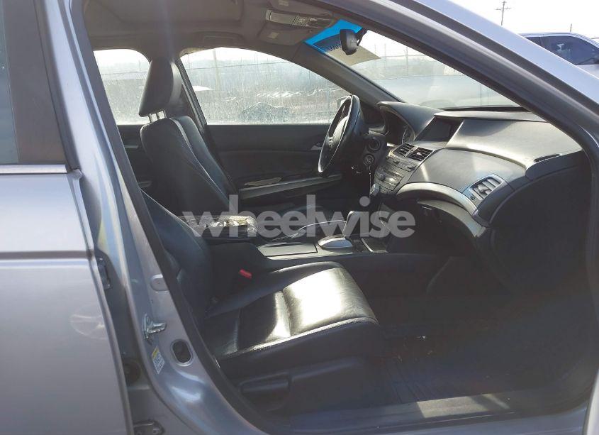 Photo 5 of 2009 Honda Accord 2.4 EX-L (VIN 1HGCP26809A085237)