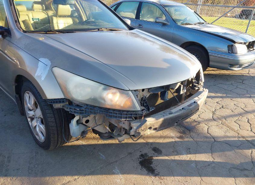 Photo 12 of 2009 Honda Accord 2.4 EX-L (VIN 1HGCP26809A098733)