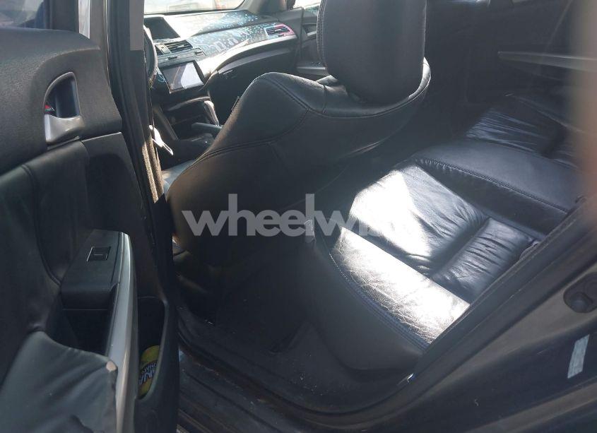 Photo 8 of 2009 Honda Accord 2.4 EX-L (VIN 1HGCP26809A101596)