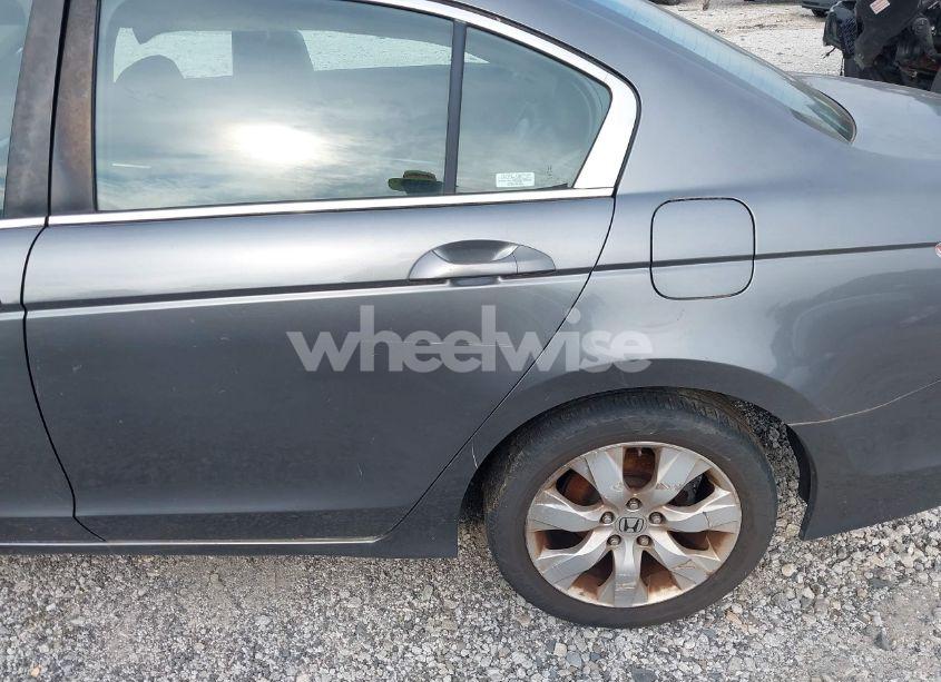 Photo 12 of 2009 Honda Accord 2.4 EX-L (VIN 1HGCP26809A109925)