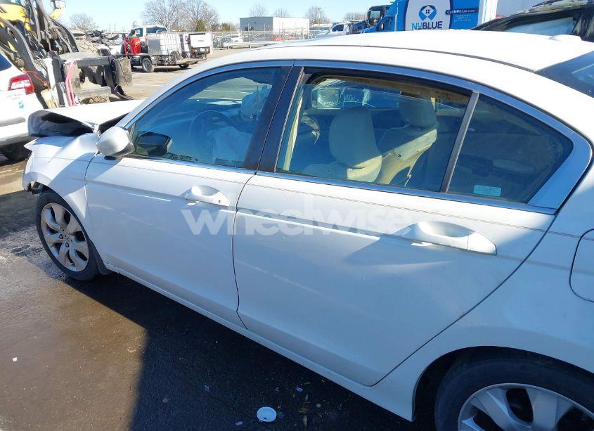 Photo 15 of 2009 Honda Accord 2.4 EX-L (VIN 1HGCP26809A122464)