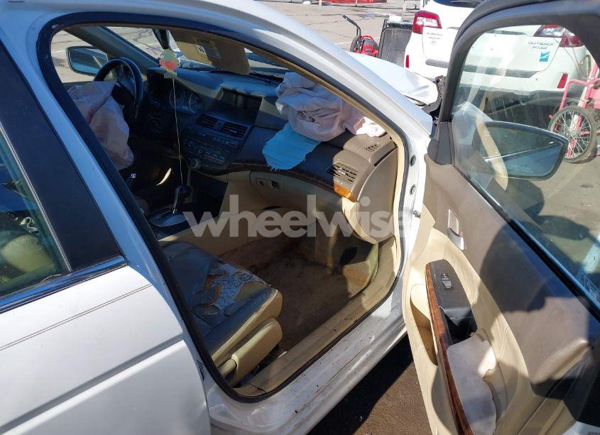 Photo 5 of 2009 Honda Accord 2.4 EX-L (VIN 1HGCP26809A122464)