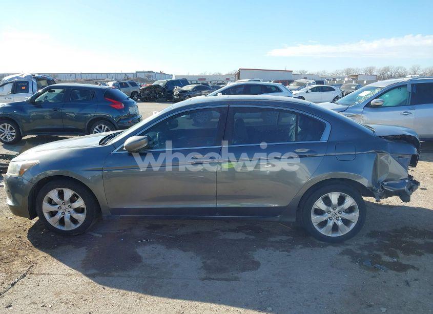 Photo 14 of 2009 Honda Accord 2.4 EX-L (VIN 1HGCP26809A139734)