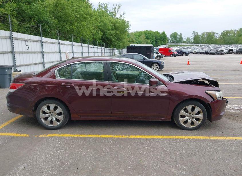 Photo 13 of 2009 Honda Accord 2.4 EX-L (VIN 1HGCP26809A152998)
