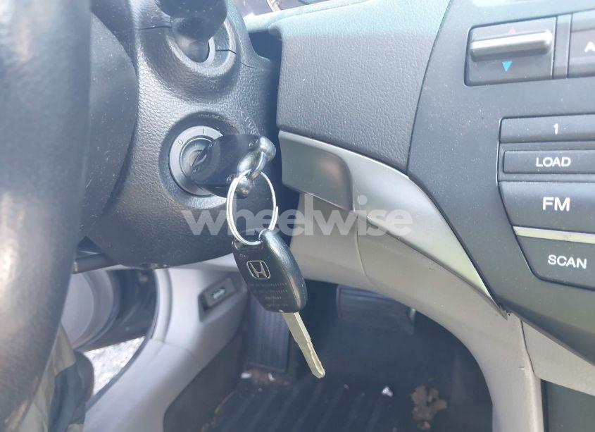 Photo 11 of 2009 Honda Accord 2.4 EX-L (VIN 1HGCP26809A154167)