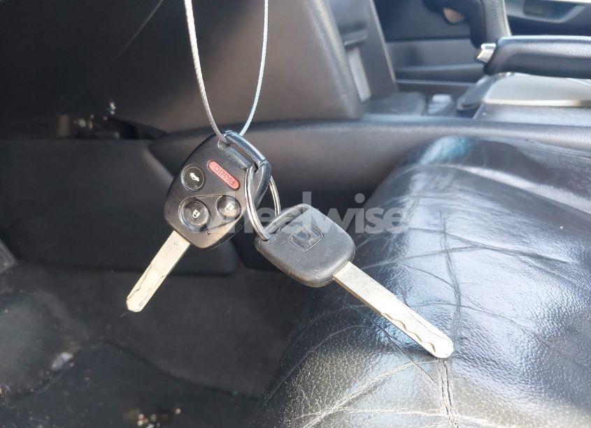 Photo 11 of 2009 Honda Accord 2.4 EX-L (VIN 1HGCP26809A184690)