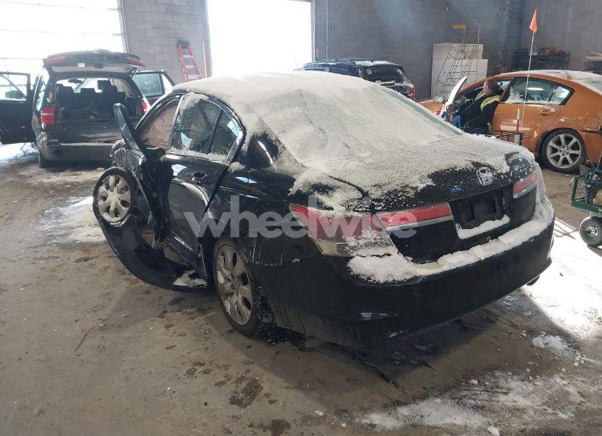 Photo 3 of 2009 Honda Accord 2.4 EX-L (VIN 1HGCP26809A195267)