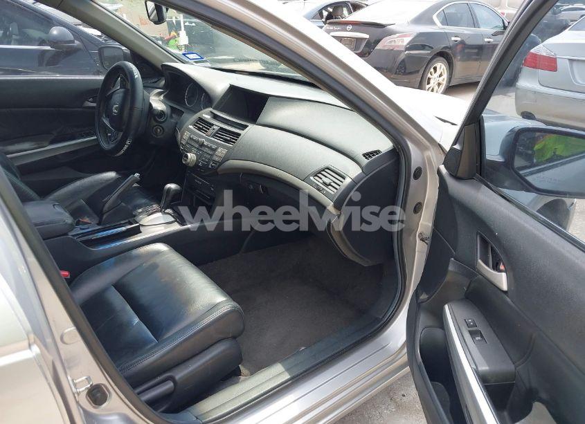 Photo 5 of 2008 Honda Accord 2.4 EX-L (VIN 1HGCP26818A003661)