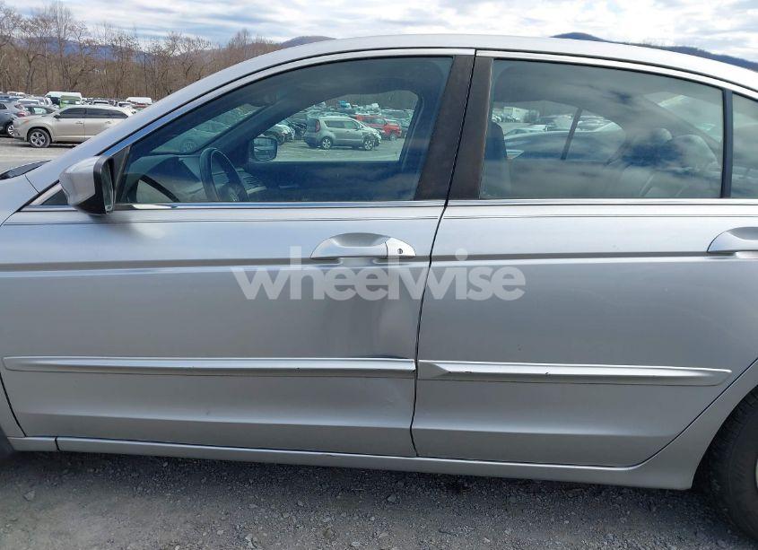 Photo 13 of 2008 Honda Accord 2.4 EX-L (VIN 1HGCP26818A072690)