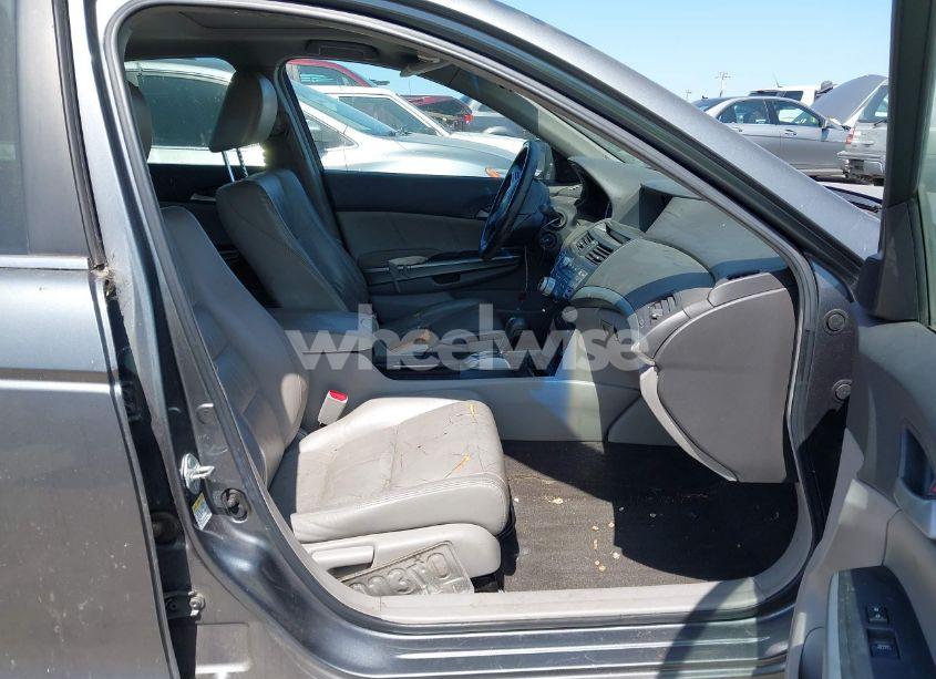 Photo 5 of 2008 Honda Accord 2.4 EX-L (VIN 1HGCP26818A096584)