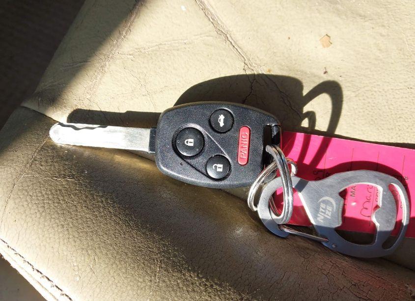 Photo 11 of 2009 Honda Accord 2.4 EX-L (VIN 1HGCP26819A016024)