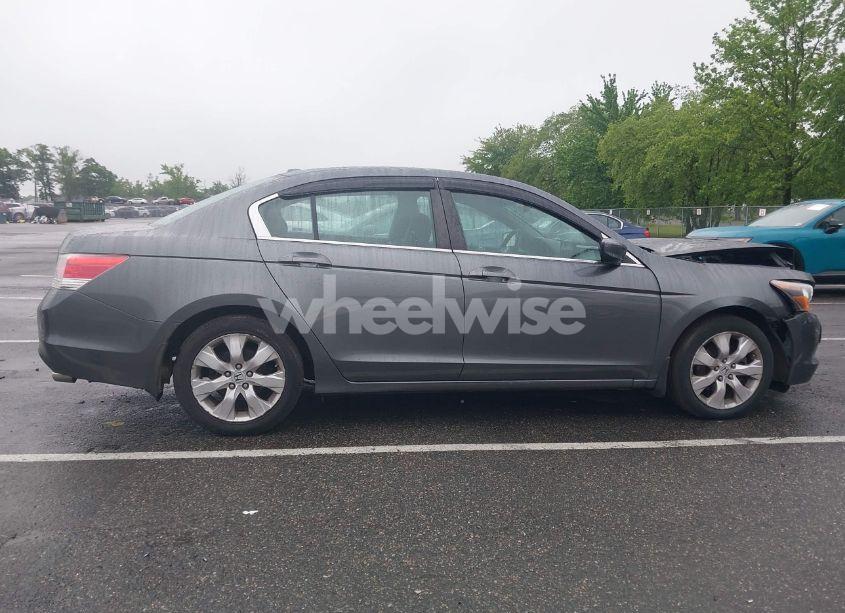 Photo 13 of 2009 Honda Accord 2.4 EX-L (VIN 1HGCP26819A055776)