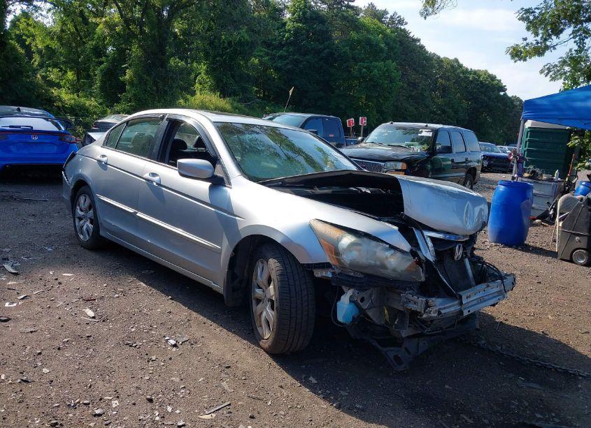 2009 Honda Accord 2.4 EX-L (VIN 1HGCP26819A077583) main photo