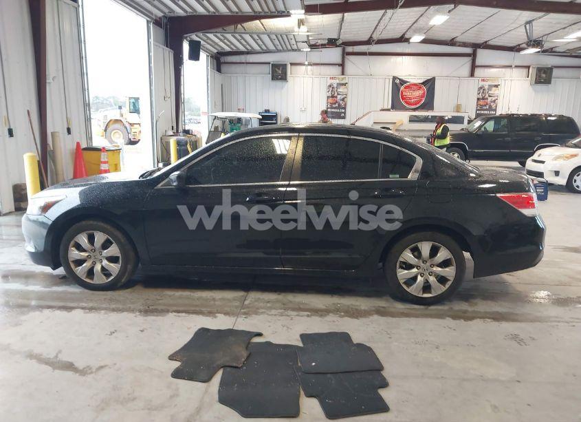Photo 14 of 2009 Honda Accord 2.4 EX-L (VIN 1HGCP26819A122800)