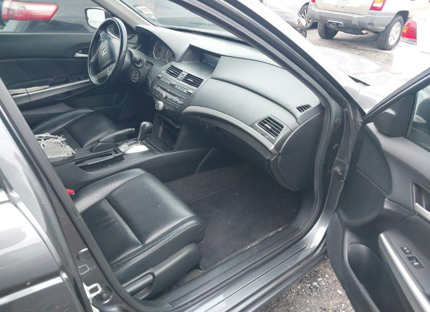 Photo 5 of 2009 Honda Accord 2.4 EX-L (VIN 1HGCP26819A128872)