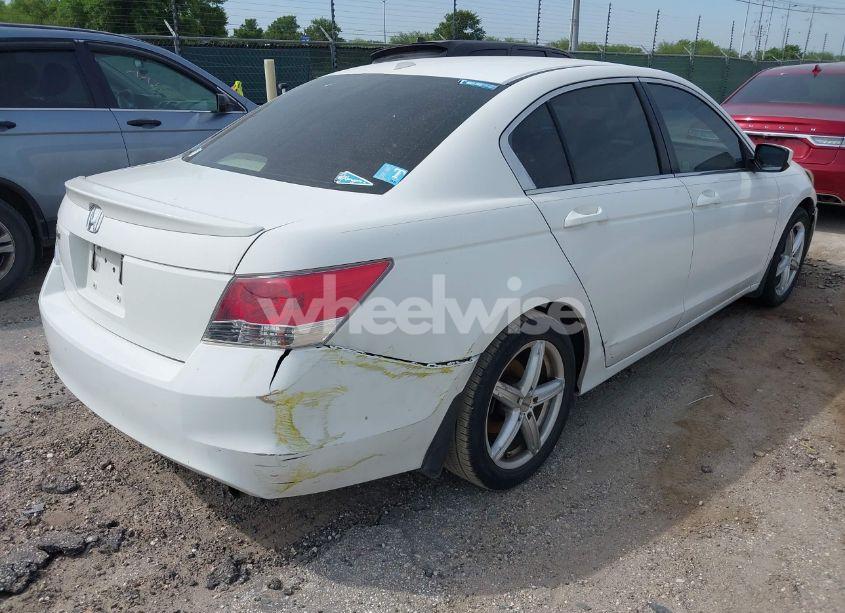 Photo 4 of 2009 Honda Accord 2.4 EX-L (VIN 1HGCP26829A013326)
