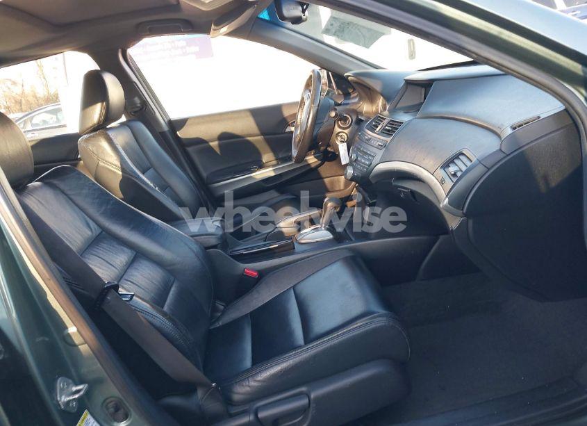 Photo 5 of 2009 Honda Accord 2.4 EX-L (VIN 1HGCP26829A021782)