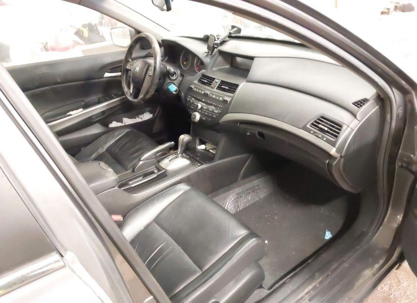 Photo 5 of 2009 Honda Accord 2.4 EX-L (VIN 1HGCP26829A030952)