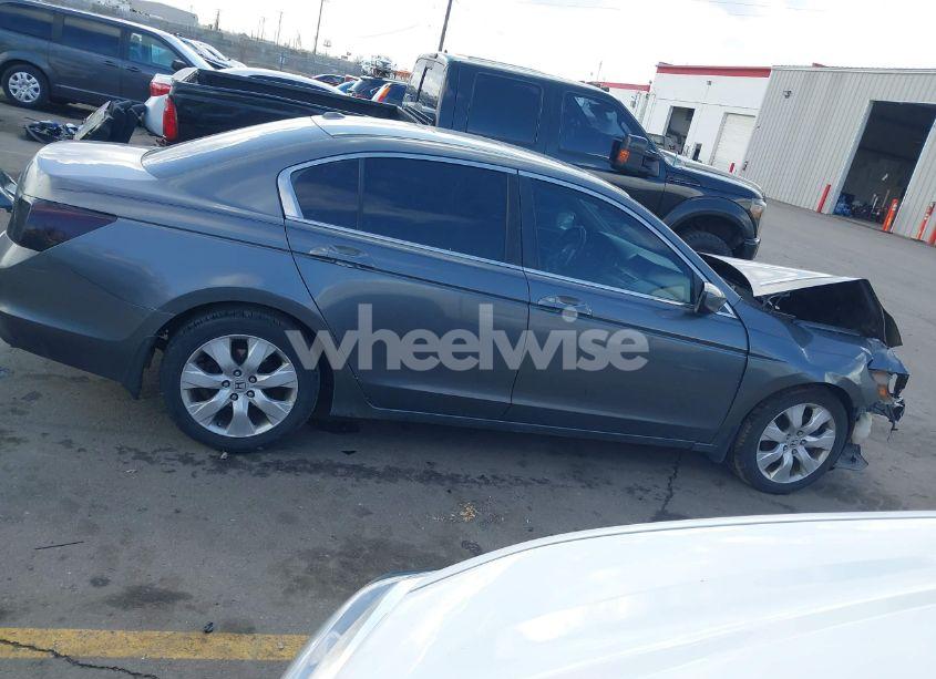 Photo 13 of 2009 Honda Accord 2.4 EX-L (VIN 1HGCP26829A052031)