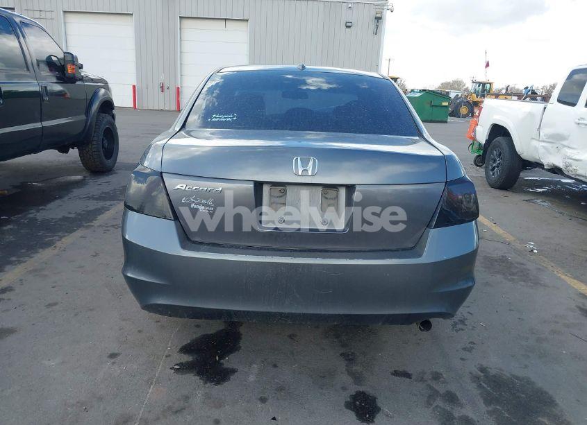 Photo 16 of 2009 Honda Accord 2.4 EX-L (VIN 1HGCP26829A052031)