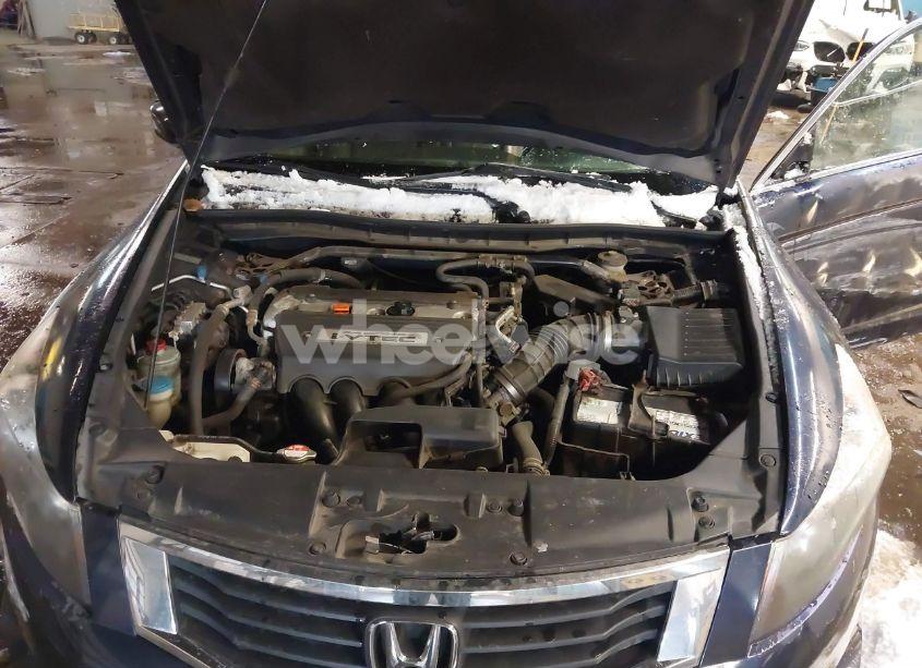 Photo 10 of 2009 Honda Accord 2.4 EX-L (VIN 1HGCP26829A055379)