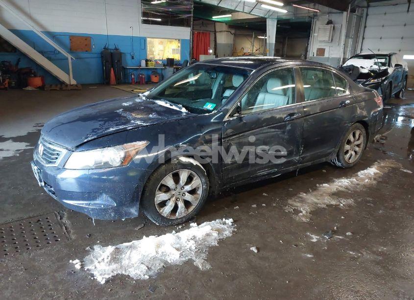 Photo 2 of 2009 Honda Accord 2.4 EX-L (VIN 1HGCP26829A055379)