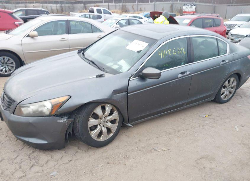 Photo 2 of 2009 Honda Accord 2.4 EX-L (VIN 1HGCP26829A109098)