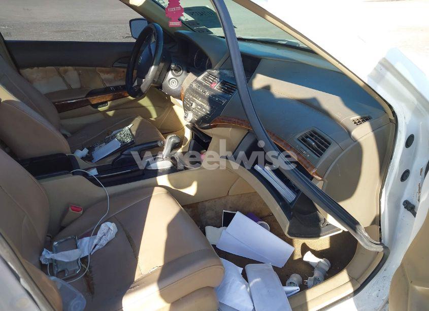 Photo 5 of 2008 Honda Accord 2.4 EX-L (VIN 1HGCP26838A047046)