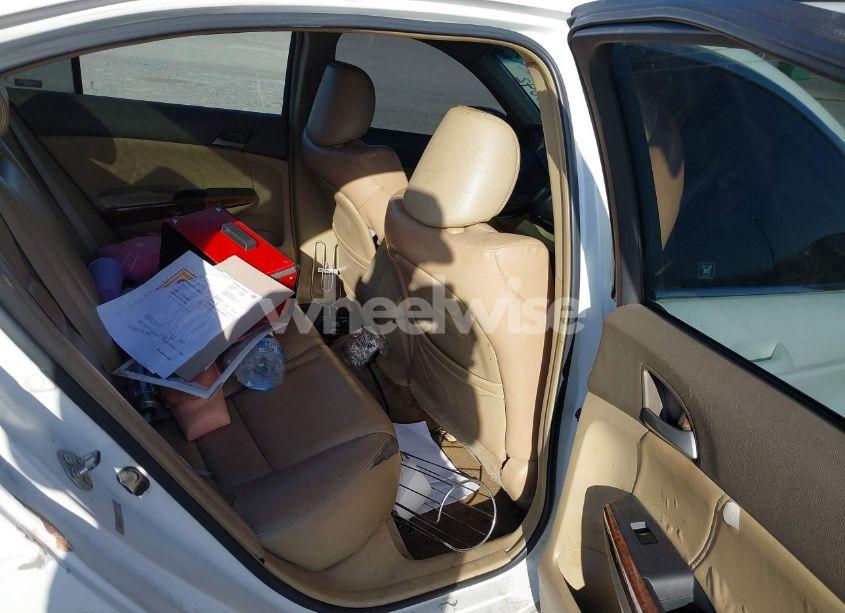 Photo 8 of 2008 Honda Accord 2.4 EX-L (VIN 1HGCP26838A047046)