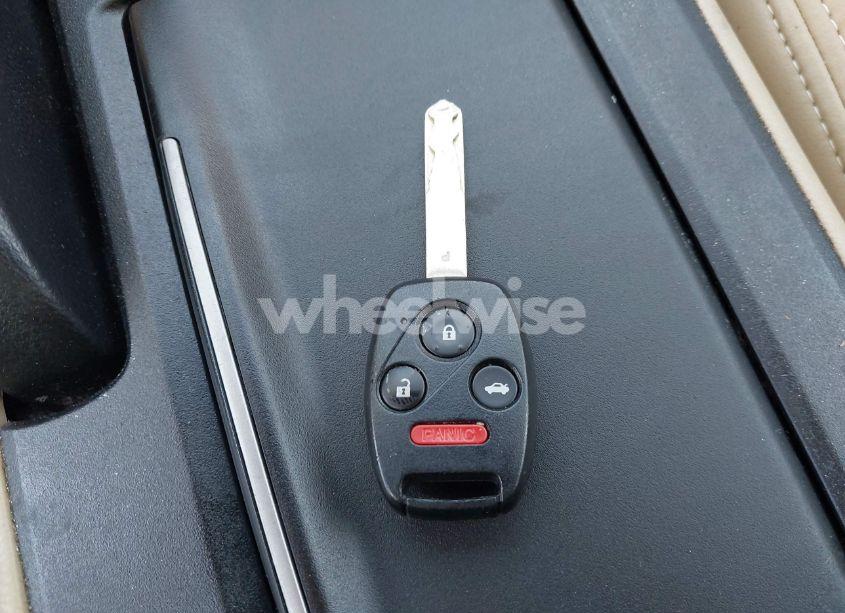 Photo 11 of 2009 Honda Accord 2.4 EX-L (VIN 1HGCP26839A042818)