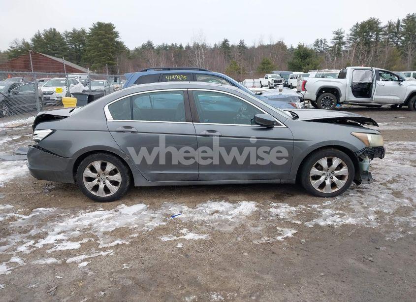Photo 13 of 2009 Honda Accord 2.4 EX-L (VIN 1HGCP26839A104671)