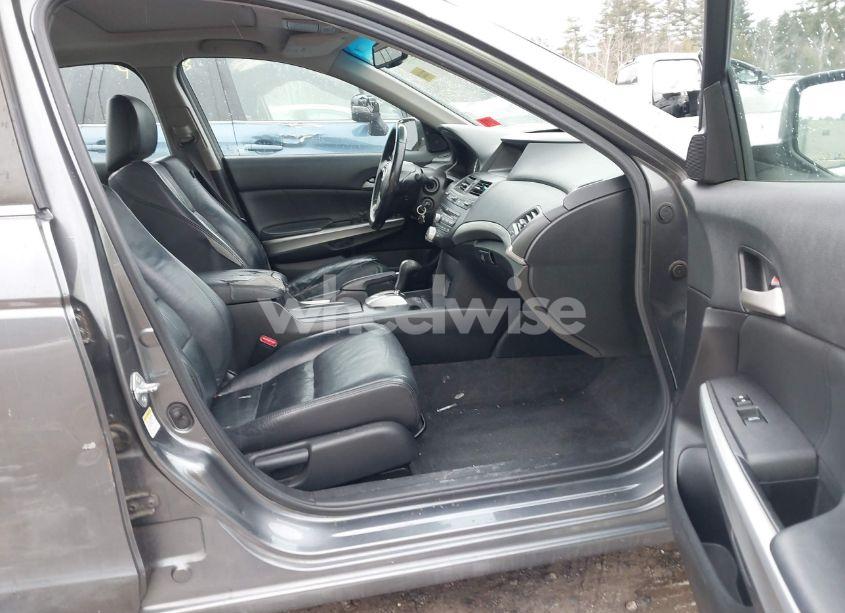 Photo 5 of 2009 Honda Accord 2.4 EX-L (VIN 1HGCP26839A104671)