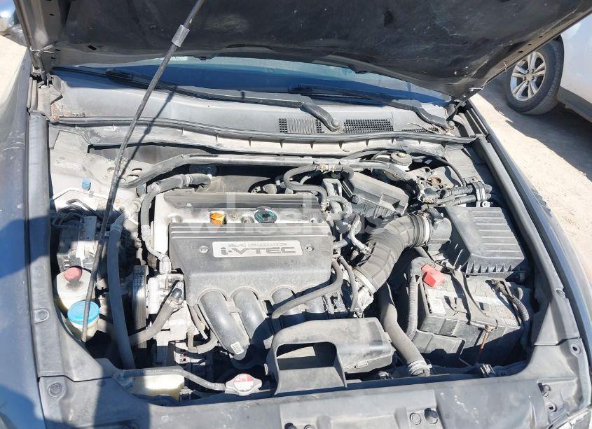 Photo 10 of 2009 Honda Accord 2.4 EX-L (VIN 1HGCP26839A111586)