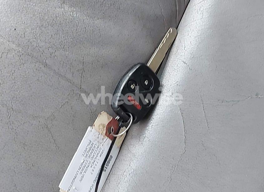 Photo 11 of 2009 Honda Accord 2.4 EX-L (VIN 1HGCP26839A178687)