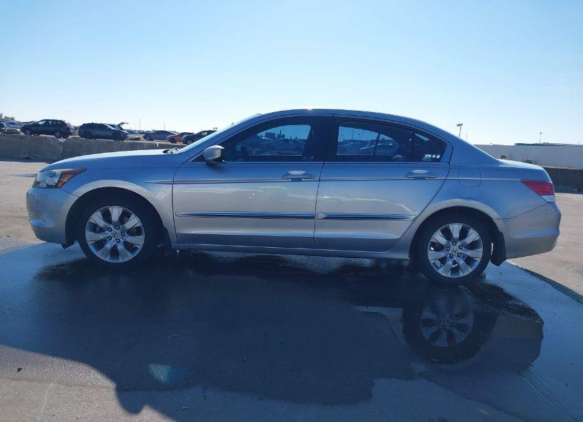 Photo 14 of 2008 Honda Accord 2.4 EX-L (VIN 1HGCP26848A084008)